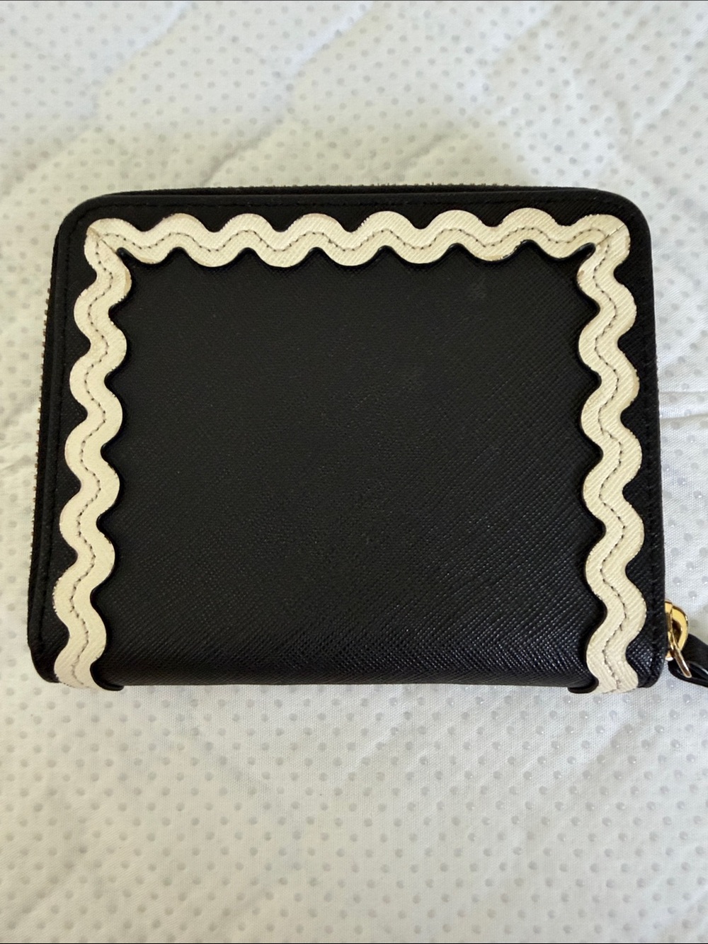 kate spade Black with Cream Scallop Zip Around Wallet - Picture 3 of 4
